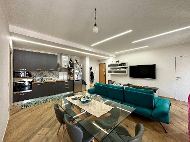 Foto Appartamento a Alessandria Piazza Garibaldi di 105 m² con 3 locali