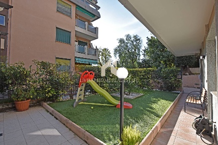 Foto Appartamento in Corso Marconi, Sanremo Foce - Semeria di 104 m²