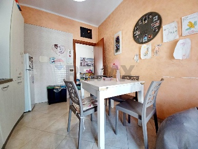 Foto Appartamento a Monopoli Centro di 95 m² con 4 locali in vendita