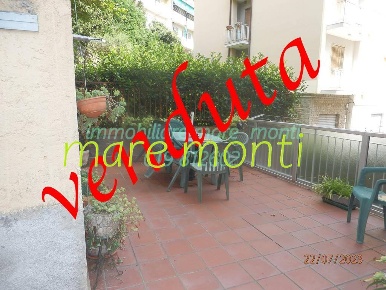 Foto Appartamento in via famagosta 24, Savona di 81 m² con 4 locali