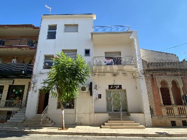 Foto Casa indipendente a Santa Croce Camerina Centro di 174 m² con 7 locali