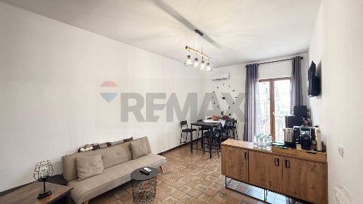Foto Appartamento in Via Parini 4, Vieste Centro di 131 m² con 4 locali