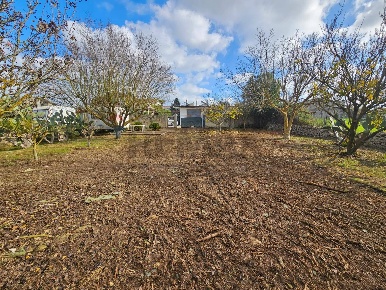 Foto Terreno residenziale in via Giuseppe Maiolo, Ragusa di 700 m²