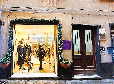 Foto Locale commerciale in via sant'Ambrogio 30, Varazze Centro di 47 m²