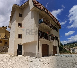 Foto Casa indipendente in Via Pirandello 2, Campo di Giove di 400 m²