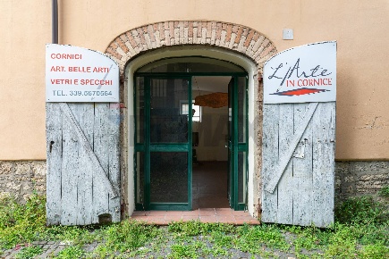 Foto Locale commerciale in Piazza Della Libertà 2, Monterotondo Centro