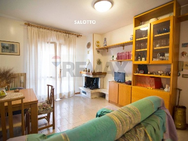 Foto Appartamento in VIA DELLA LIBERTA SNC, Castell'Azzara Centro di 105 m²