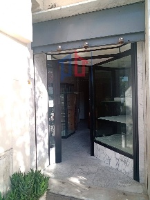 Foto Locale commerciale in Piazza del popolo, Ardea Ardea Paese di 56 m²