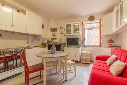 Foto Appartamento in Via Del Fiore 77, Ischia di Castro di 40 m² in vendita