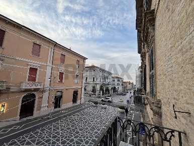 Foto Ufficio in Corso Trento e Trieste 123, Lanciano Centro di 55 m²