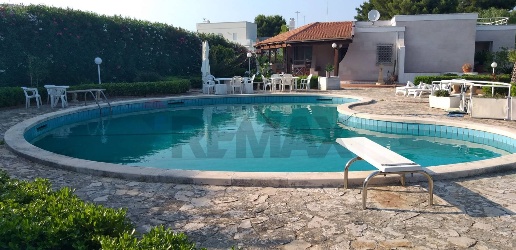 Foto Villa unifamiliare a Monopoli Capitolo di 135 m² con 4 locali