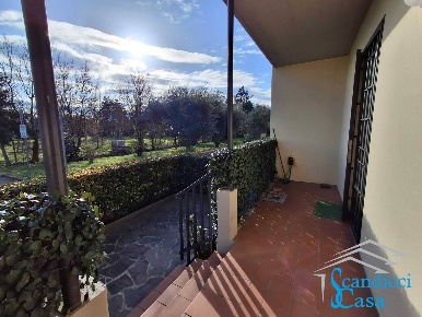 Foto Appartamento in Via San Colombano, Scandicci di 95 m² con 5 locali