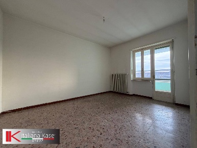 Foto Appartamento in Via Pasubio, Settimo Torinese di 85 m² con 3 locali