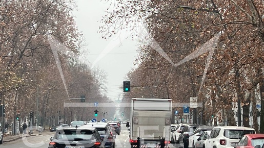 Foto Locale commerciale in Corso Sempione 42, Milano Sempione di 179 m²