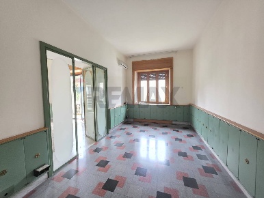 Foto Appartamento in Piazza Scura 1, Cosenza Centro di 195 m² con 7 locali