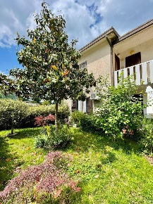 Foto Villa a schiera in Strada Provinciale 97, San Massimo di 100 m²