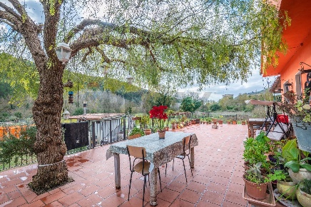 Foto Villa unifamiliare in Diga Santa Rosalia, Ragusa di 90 m² con 4 locali