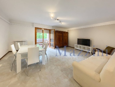 Foto Appartamento in via Quartieri, Forte dei Marmi Centro di 100 m²