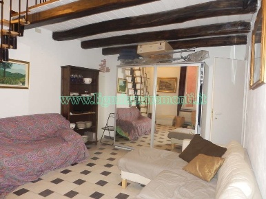 Foto Appartamento in via pia, Savona Centro Storico di 45 m² con 2 locali