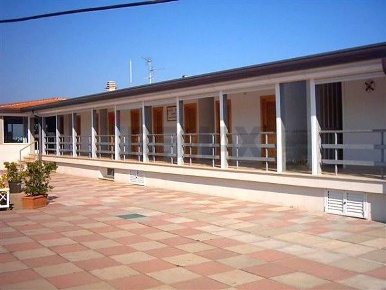 Foto Attività commerciale in Terrazza della Repubblica, Viareggio di 650 m²
