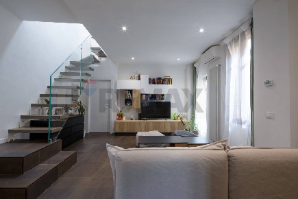 Foto Appartamento in Via Luigi Cadorna 11, Vimodrone di 152 m² con 4 locali