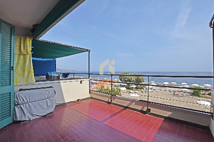 Foto Appartamento in Via Aurelia Levante 56, Sanremo di 23 m² con 1 locali