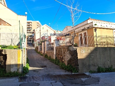 Foto Appartamento in VIA PERROTTA SPERONE 6, Messina di 90 m² con 3 locali