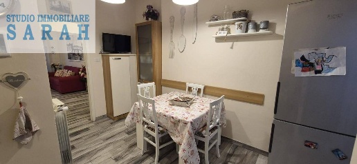 Foto Appartamento in Via Verdi 200, Viareggio Centro di 90 m² con 5 locali