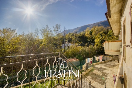 Foto Casa indipendente in Frazione Piano San Pietro, Civitella del Tronto