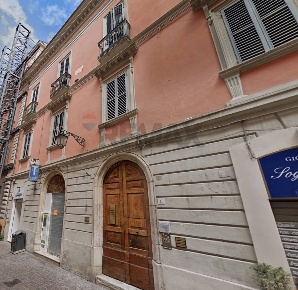 Foto Appartamento in corso cerulli 31, Teramo Centro di 60 m² con 4 locali