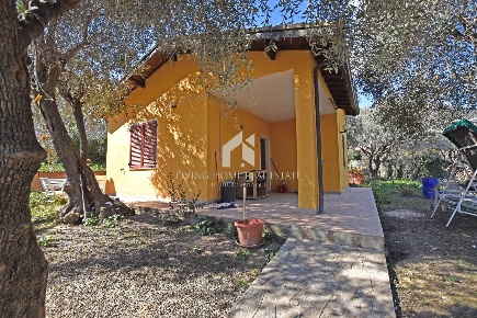 Foto Casa indipendente in Strada Isola Inferiore, Sanremo Ospedale di 62 m²