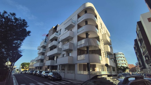 Foto Appartamento a Monopoli Centro di 80 m² con 3 locali in vendita