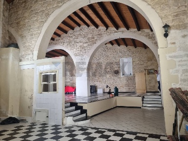 Foto Locale commerciale in via Concezione 5, Scicli Centro di 180 m²