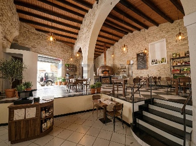 Foto Locale commerciale in via Concezione 5, Scicli Centro di 180 m²