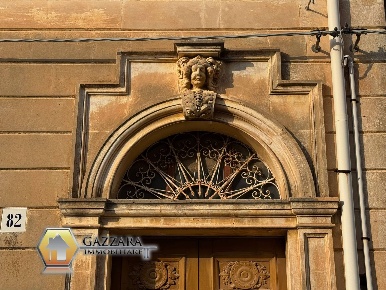 Foto Casa indipendente in Via Manzoni 82, Canicattini Bagni di 132 m²