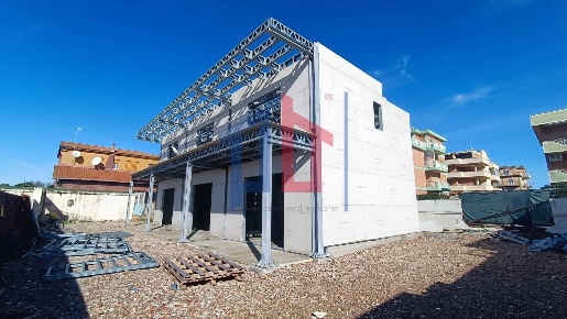 Foto Villa a schiera in Lungo mare delle Sirene, Pomezia di 75 m²