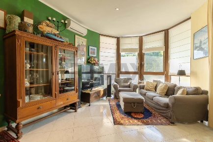 Foto Appartamento in Via Bari 27, Bari Torre a Mare di 108 m² con 3 locali