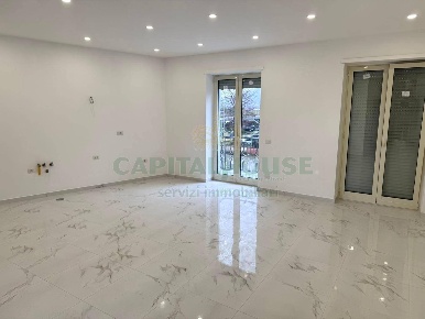 Foto Appartamento a Pomigliano d'Arco Centro di 100 m² con 3 locali