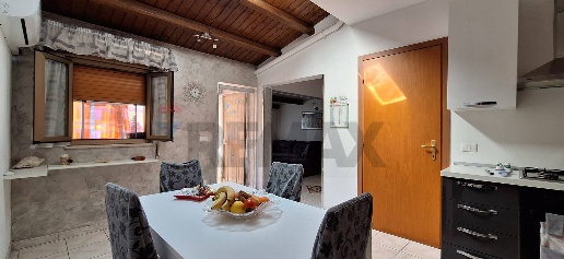 Foto Appartamento in Via U. Foscolo 37, Pachino Centro di 98 m² in vendita