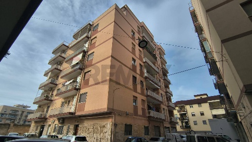 Foto Appartamento a Monopoli Centro di 100 m² con 3 locali in vendita