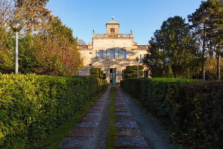 Foto Villa unifamiliare in Via Della Repubblica 64, Reggio nell'Emilia