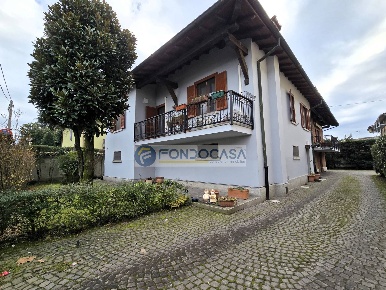 Foto Villa unifamiliare in Località Rotta, Travacò Siccomario Rotta