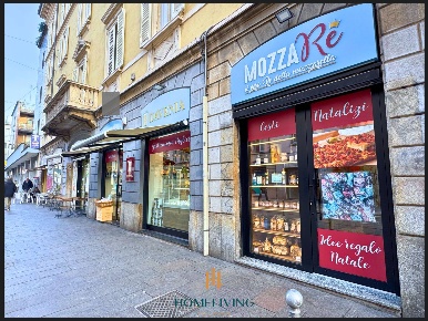 Foto Locale commerciale in Corso San Gottardo 37, Milano Corso San Gottardo