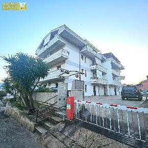 Foto Appartamento in Via Ignazio Silone 15, Bellante Bellante Stazione