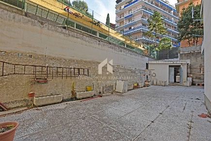 Foto Appartamento in Via Galilei, Sanremo Borgo di 87 m² con 2 locali