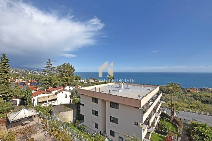 Foto Appartamento in Via Padre Semeria, Sanremo Foce - Semeria di 35 m²