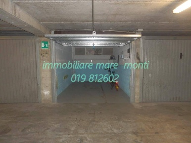 Foto Posti auto in via pirandello 4, Savona di 18 m² con 1 locali