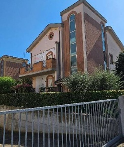 Foto Appartamento in Via piercecchi 1, Giulianova Case Di Trento di 161 m²