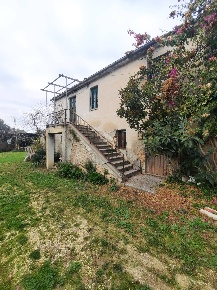 Foto Rustico in C.da Paienico, Altidona Centro di 500 m² con 7 locali