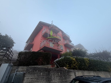 Foto Appartamento in Viale Genova 36, Folignano Centro di 131 m² in vendita